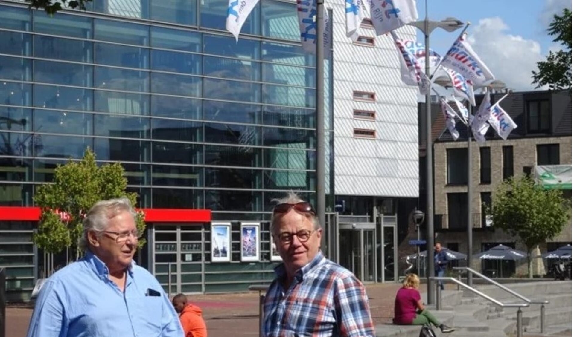 Hans van Beek (links) is nauw betrokken bij de organisatie. 
