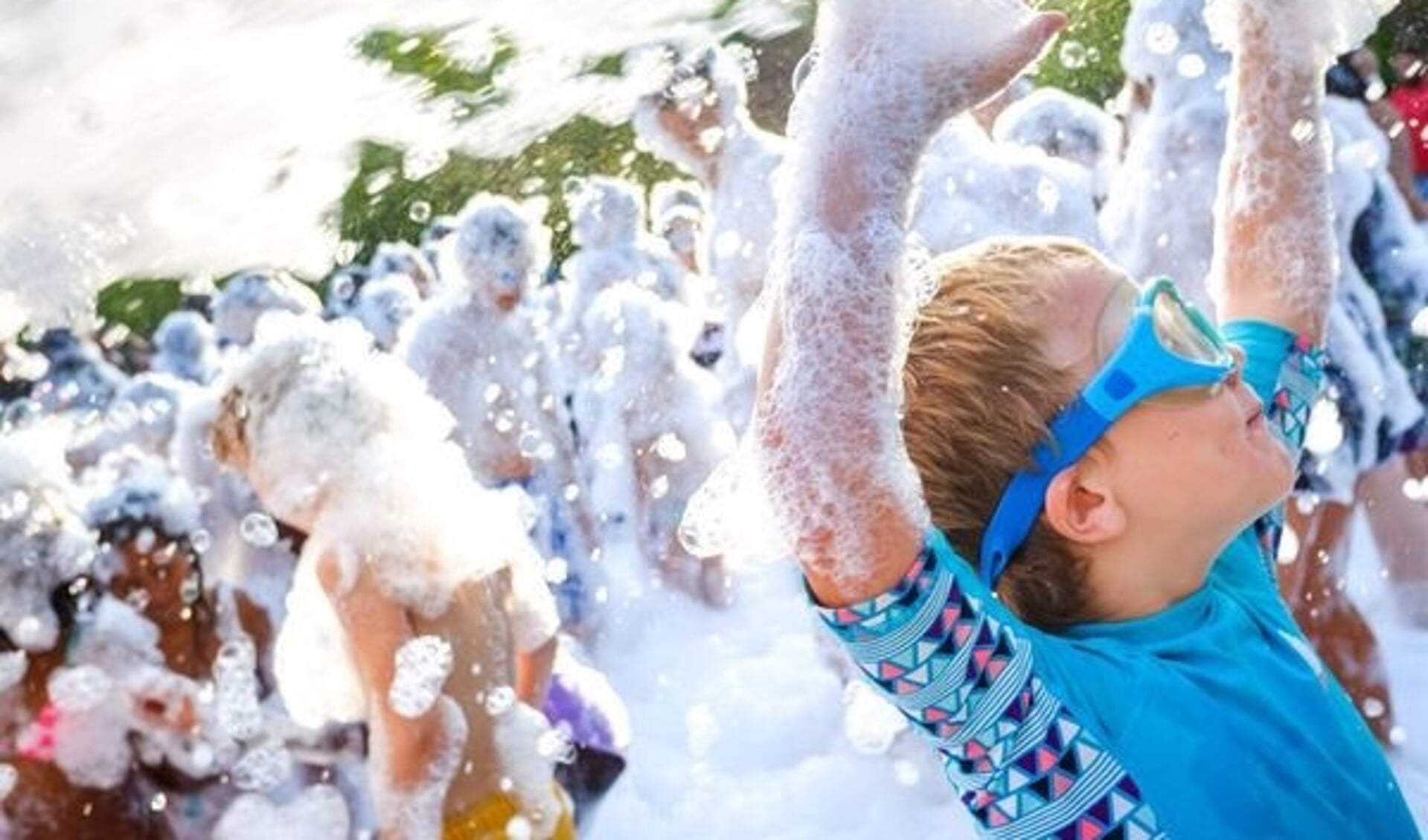 Het Swaanzinnig Festival op 30 en 31 juli is volledig gericht is op gezinnen, met onder andere een stormbaan, rodeo rijden, mega twister en een schuimparty.  