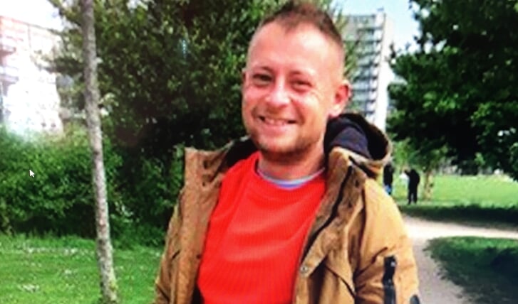 Het slachtoffer is de 33-jarige Tomasz Jachowicz, ook wel onder de bijnaam Tomec. 