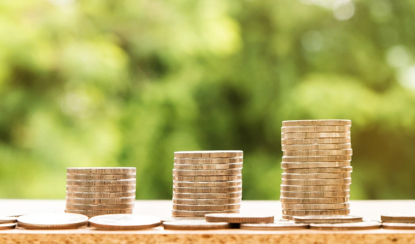 Een grote groep 55-plussers komt uit een administratieve baan. De kans om weer zo’n baan te vinden is klein, omdat er door automatisering steeds minder administratieve banen zijn.