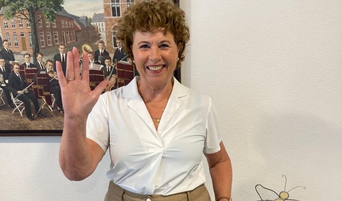 Leontien Kompier heeft het ontzettend naar haar zin in het warme zuiden, maar mist dikwijls de doorpakkersmentaliteit van de Langedijkers.