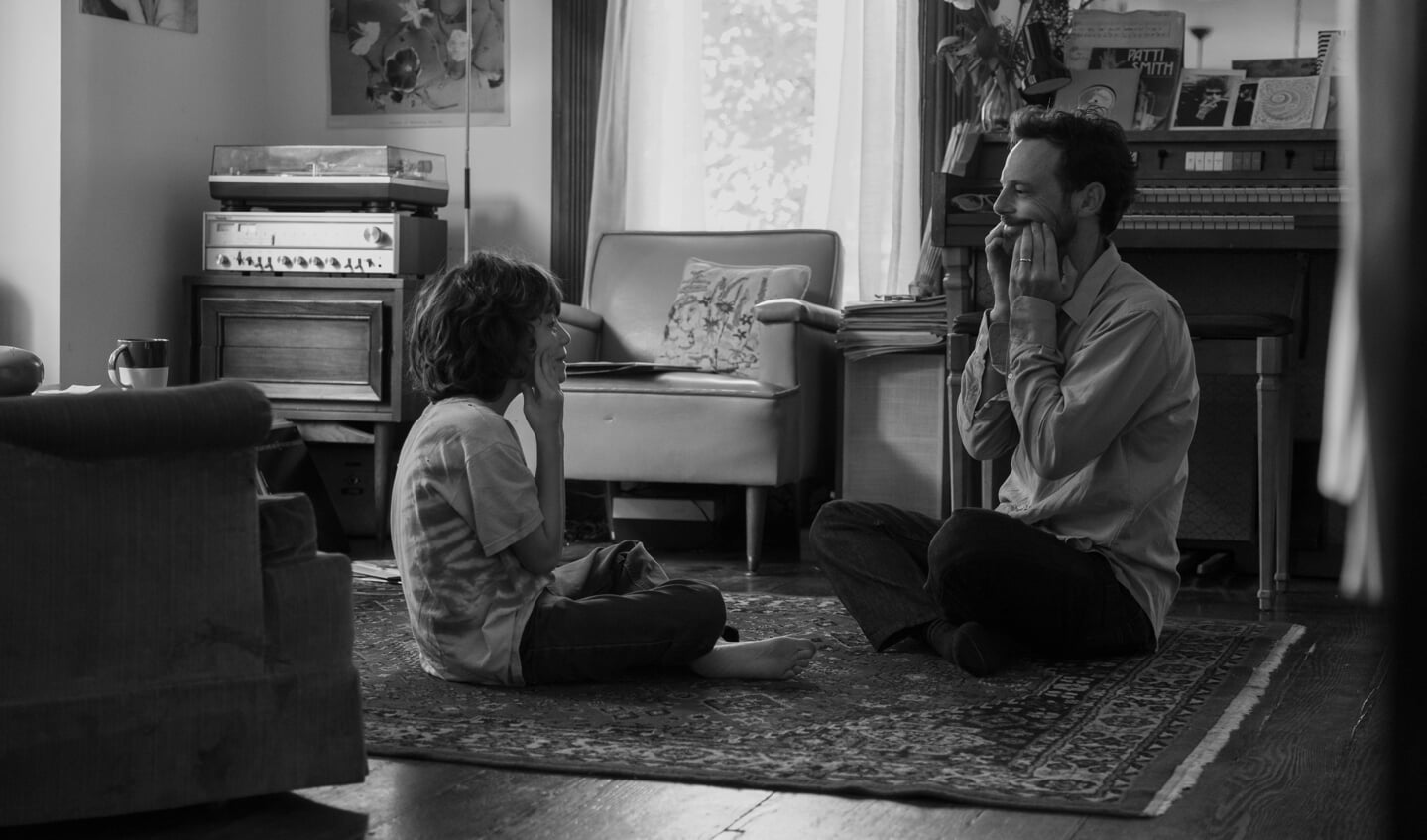 Woody Norman, Scoot McNairy (L-R)