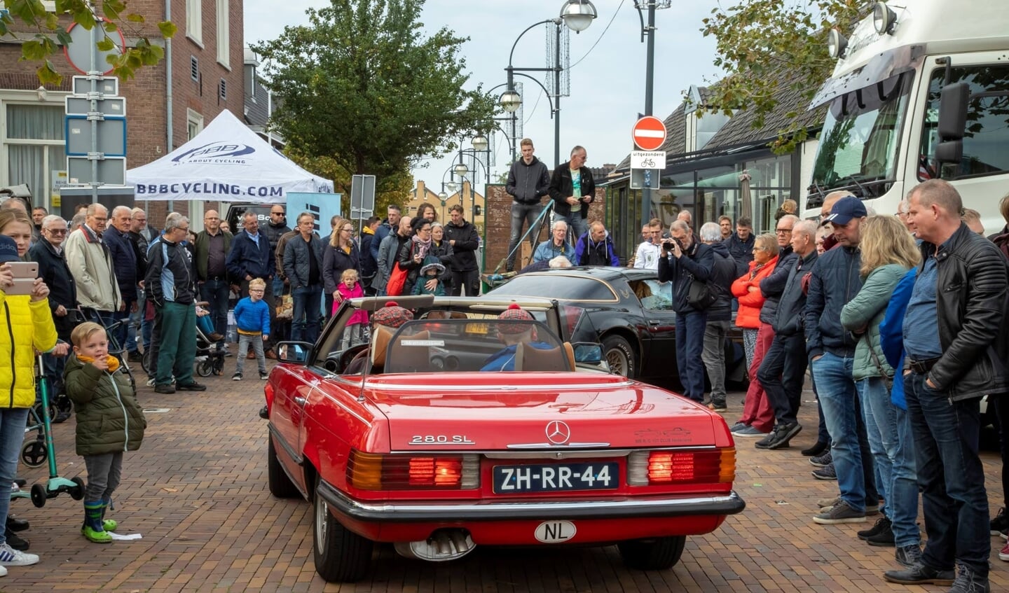 Ook dit jaar rijden de blinkende bolides door Westland.