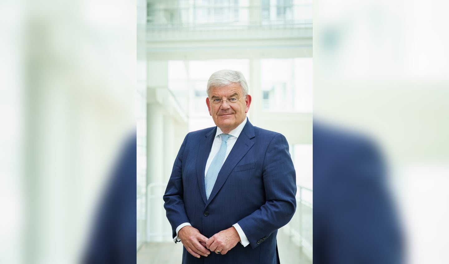 Burgemeester Jan van Zanen.