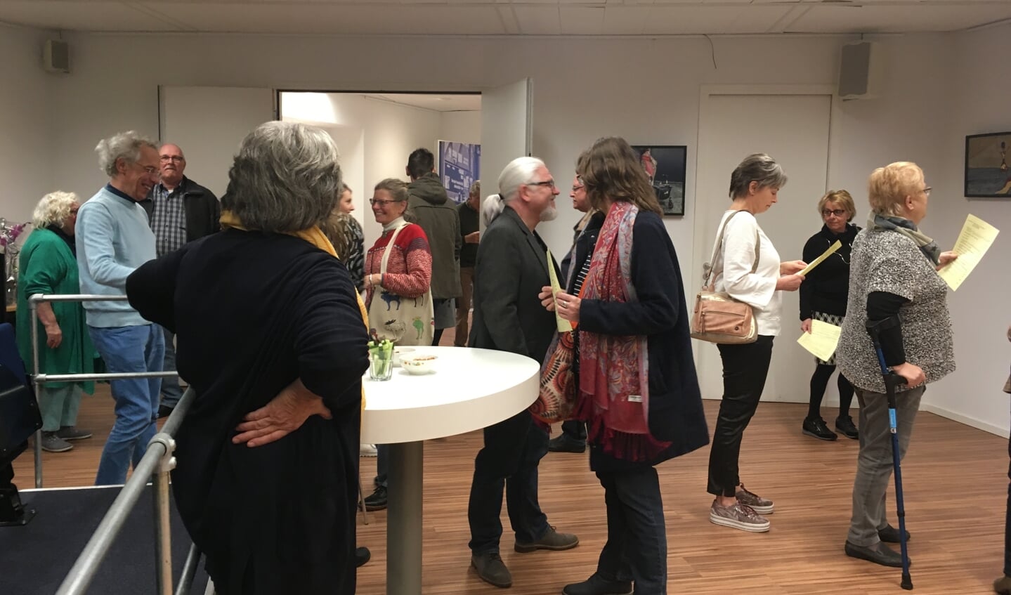 Tijdens de Open Wand-tentoonstelling wordt werk van (amateur)kunstenaars uit Rijswijk en Leidschendam-Voorburg geëxposeerd.
