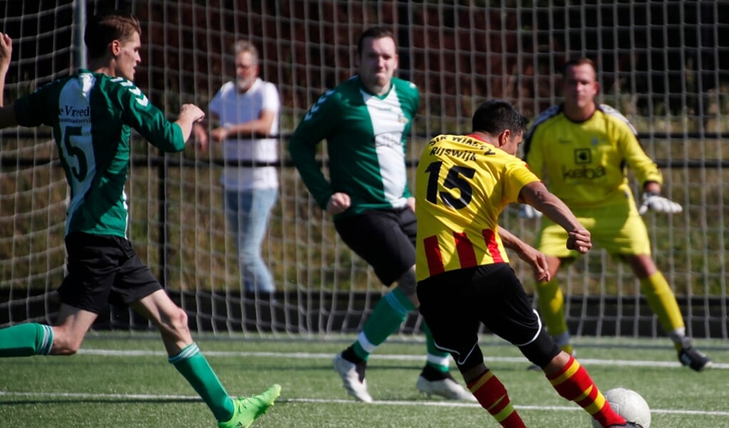 De voetballers van RVC Celeritas scoorden maar liefst 14 maal in de eerste bekerwedstrijd tegen DVV Delft. 