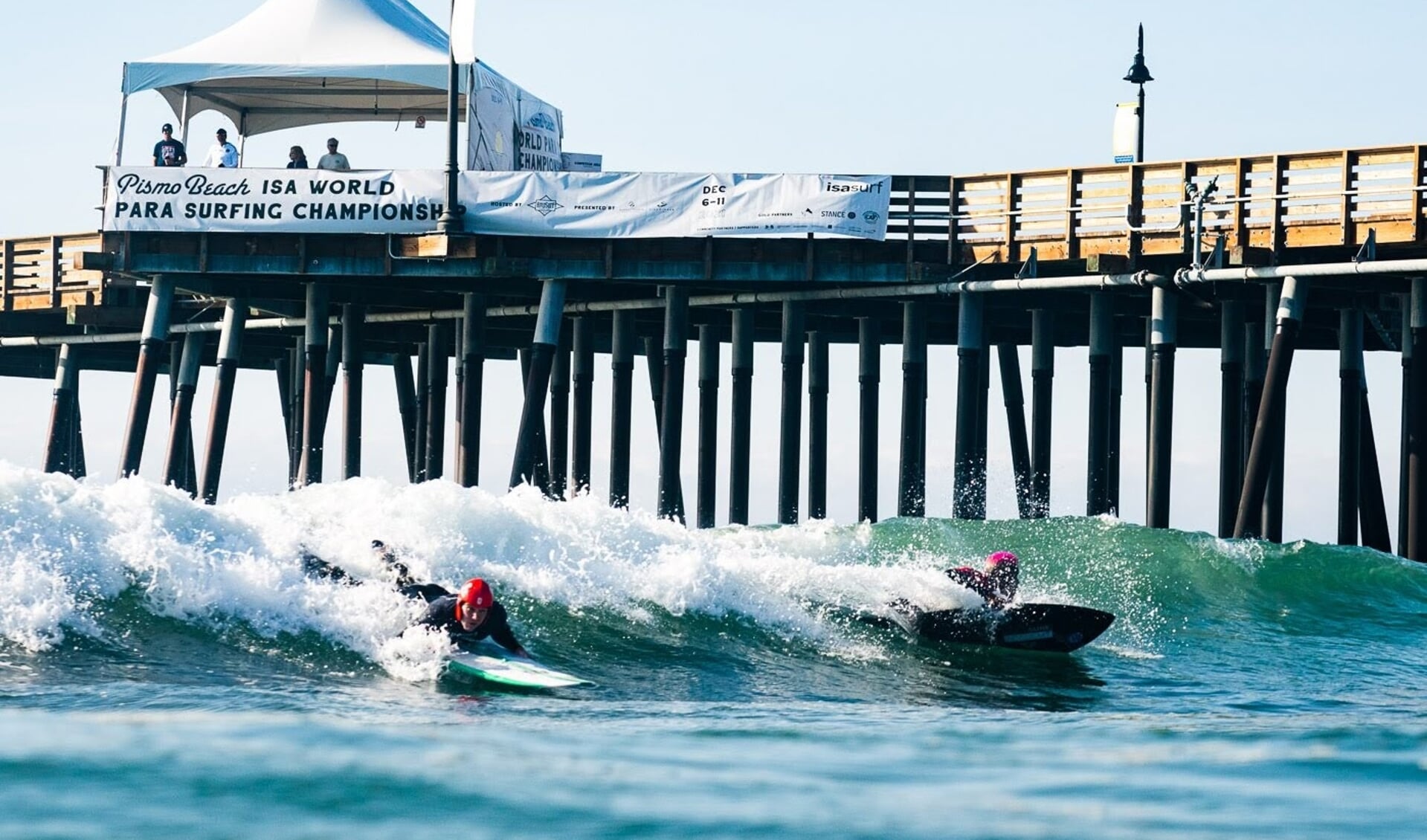 Bart Beentjes bij het Wereldkampioenschap Para Surfing eind 2021 in Californië.