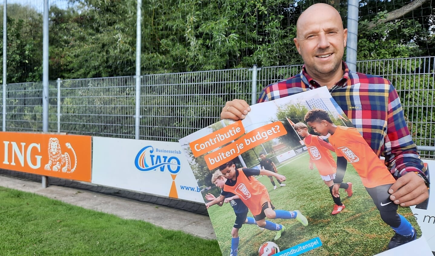 Jeroen Onderdelinden van CWO is voor zijn club de financieel adviseur geworden om leden die de weg niet weten om in aanmerking te komen voor een financiële regeling bij te staan.