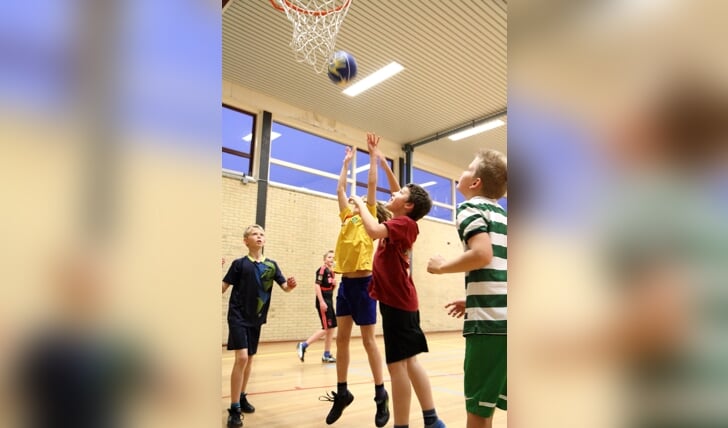 Gratis wekelijkse Sportfit les voor schooljeugd in Castricum.