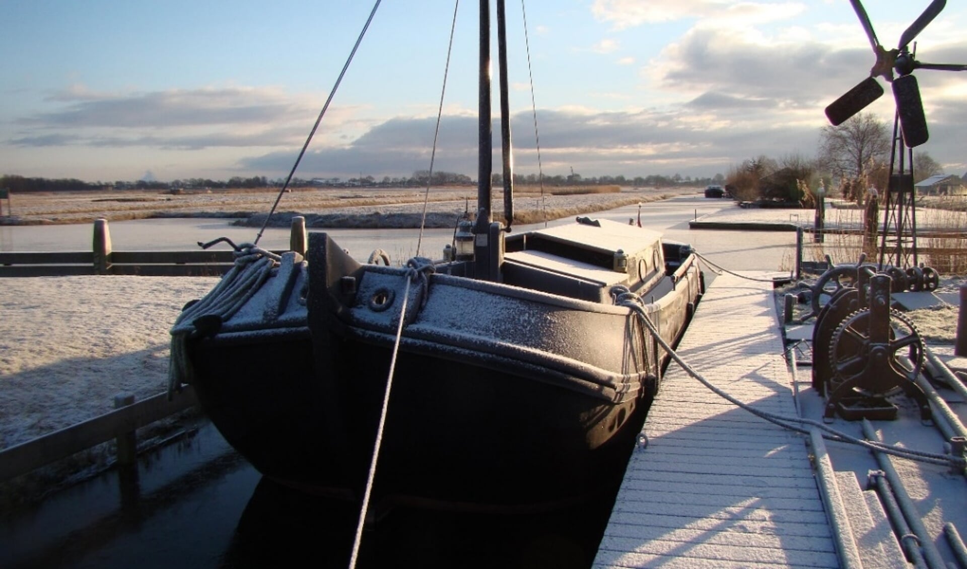 Dit Langedijker schip is 130 jaar oud en heeft al heel wat meegemaakt...