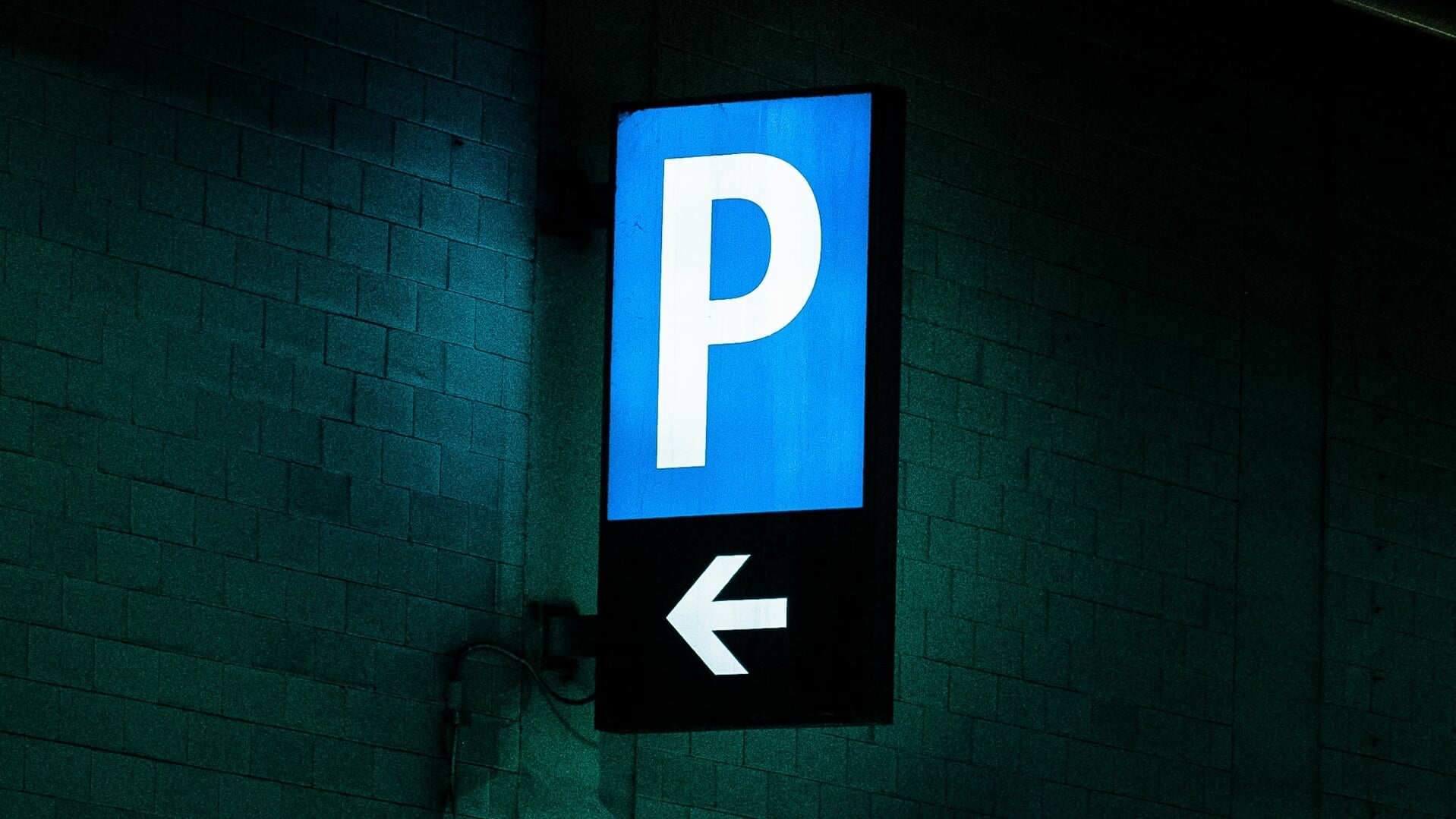 Er is niet voldoende draagvlak om in Schiedam-West betaald parkeren in te voeren.