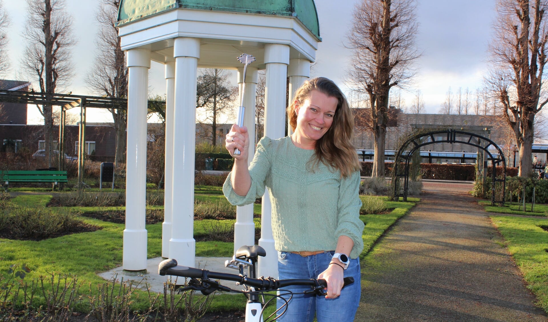 Lisette van Dolder (36) gaat stamppotten maken en fietsen voor AMREF Flying Doctors.