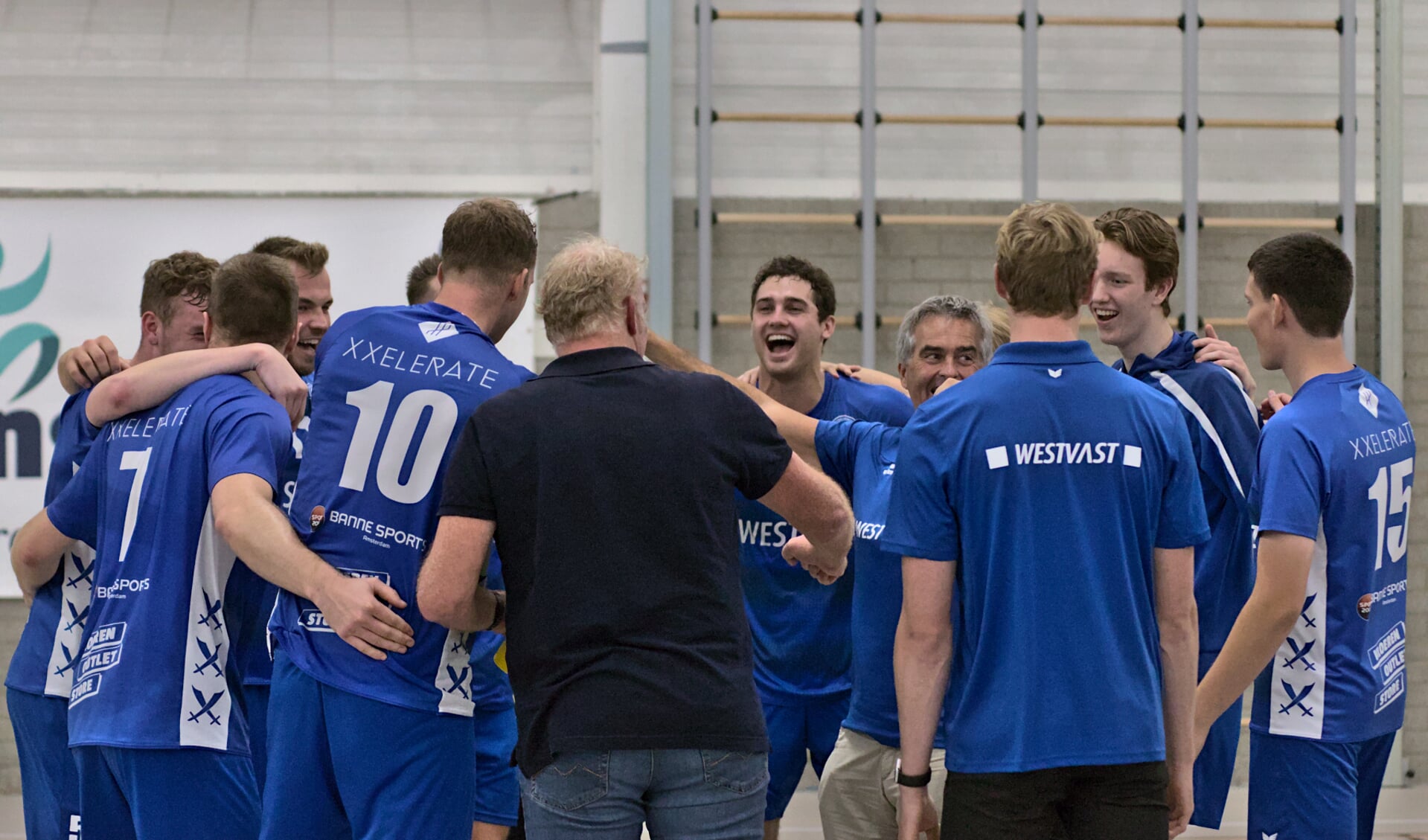 Compaen viert de tweede 'clean sheet'.
