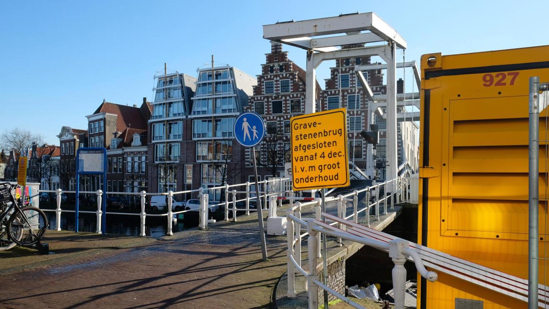 De brug gaat voor onderhoud naar Amsterdam