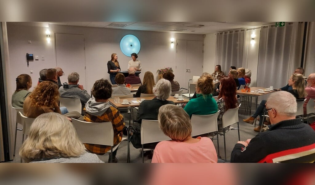 Alzheimer Café in Kaag en Braasem: Meeting on Driving Skills for People with Dementia