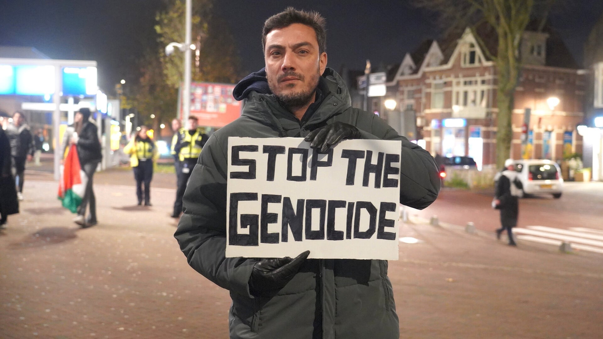 De boodschap is duidelijk: Stop the genocide.