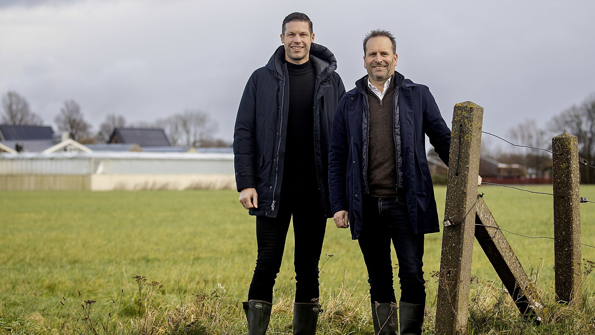 Bas Kuyper(directeur Kuyper & Blom Makelaars) en René Knippenberg (directeur Vos Makelaardij)
