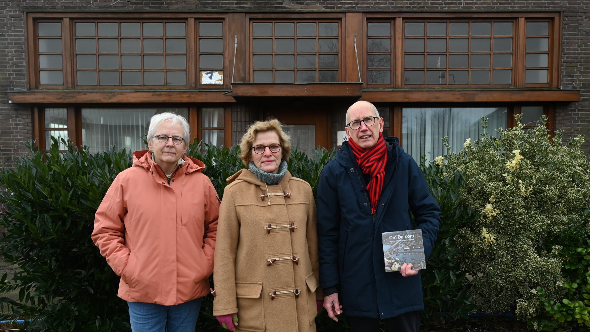 De redactieleden Christa de Geus, Jacques van Delft en Ria Winters 