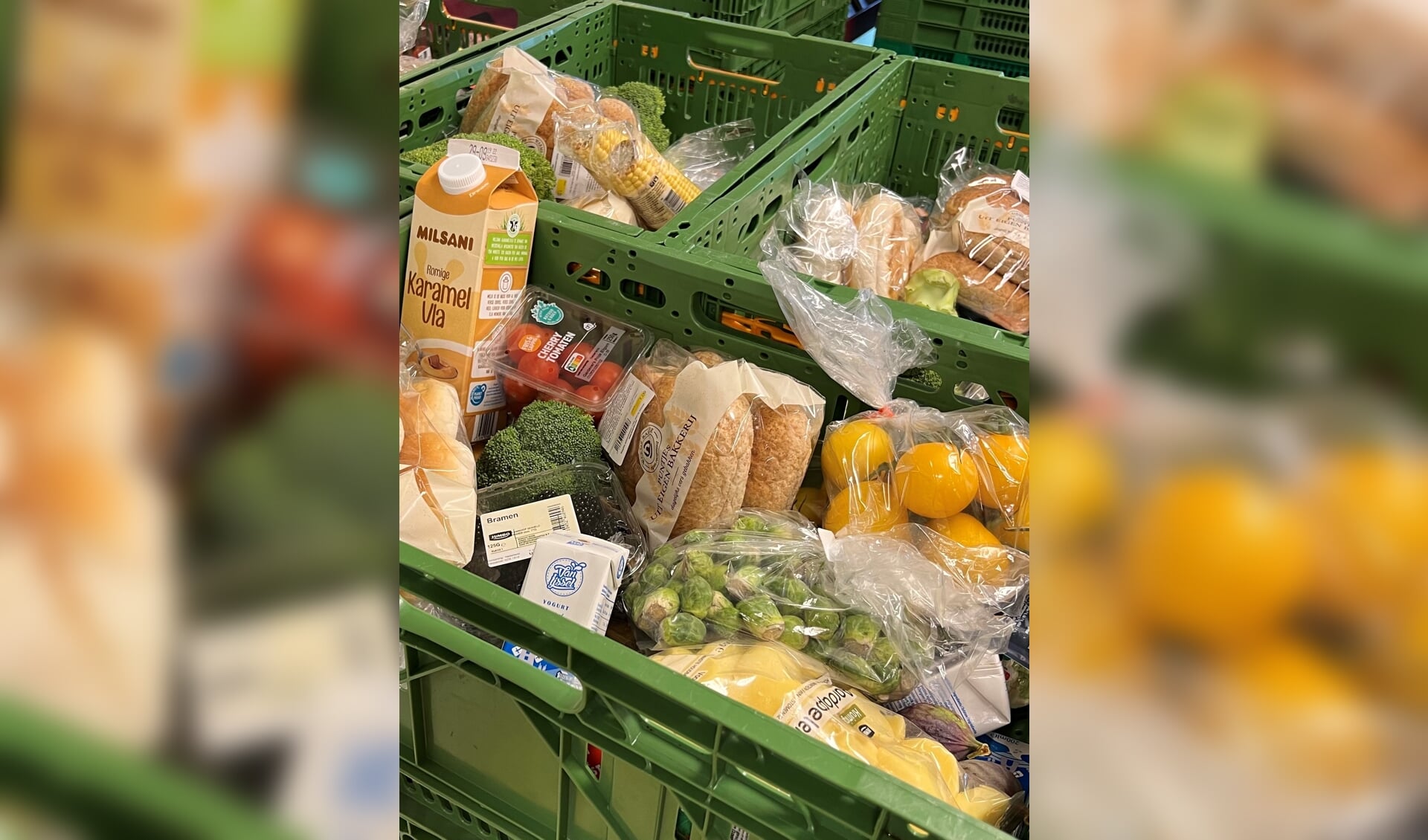 Elke week moeten er meer dan 2300 voedselpakketten worden gevuld. 