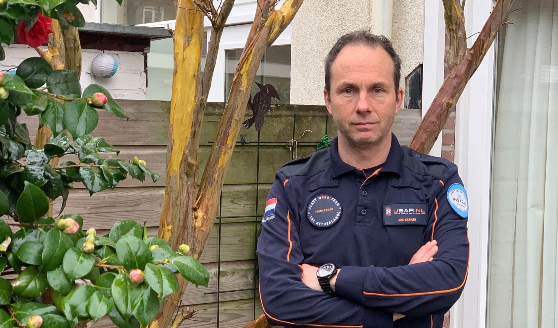 Job Kramer is weer terug in Rijswijk, na met zijn USAR-team 12 mensen te hebben gered in Turkije. Nu pas beseft hij hoe groot de risico's waren. 