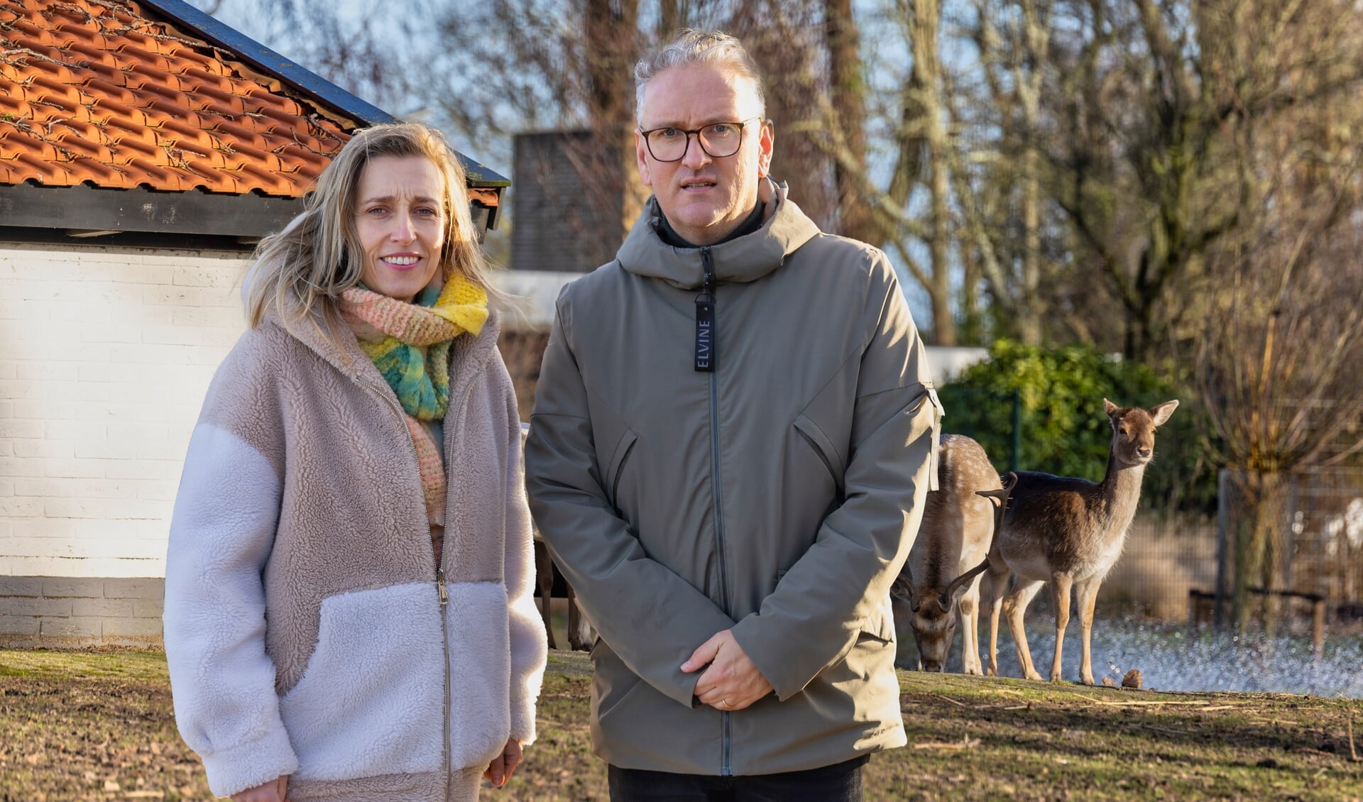 Sandra Breed en Kees Tesselaar van Stichting Vrienden van Hertenkamp Heerhugowaard hopen tot een oplossing te kunnen komen die voor iedereen aanvaardbaar is.