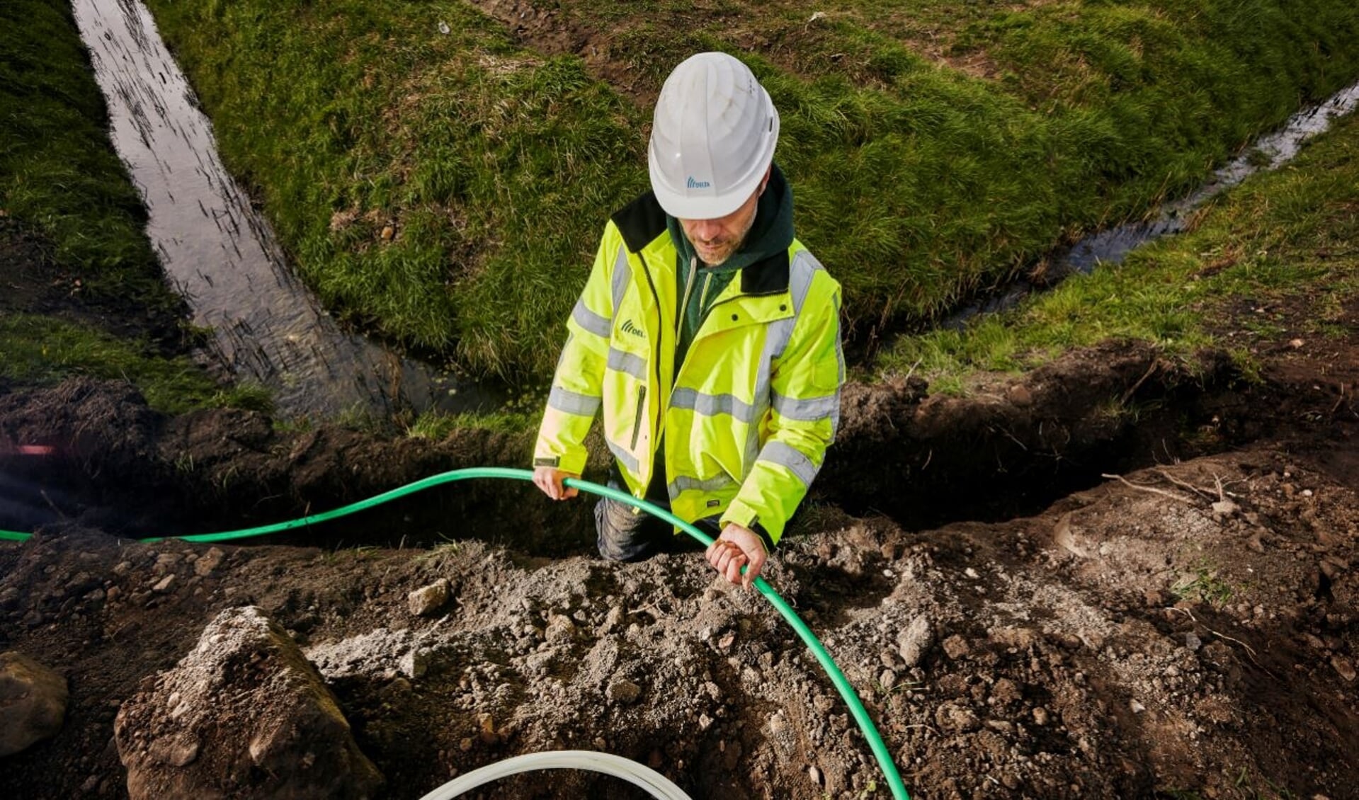 Supersnel en betaalbaar glasvezel is nu binnen handbereik voor bedrijventerreinen in West-Friesland West. 