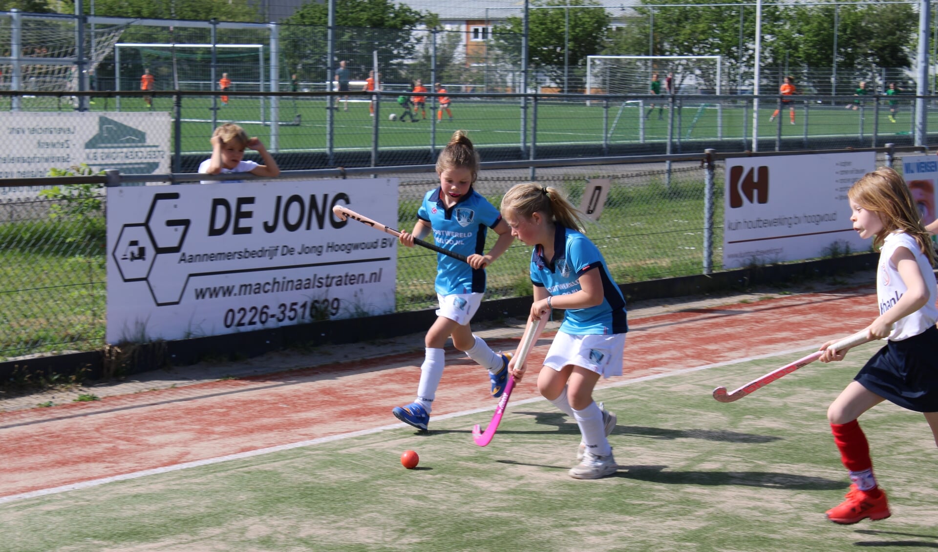 Kijk of hockey wat voor je is? Kom naar het paasontbijt van Spire in Hoogwoud.