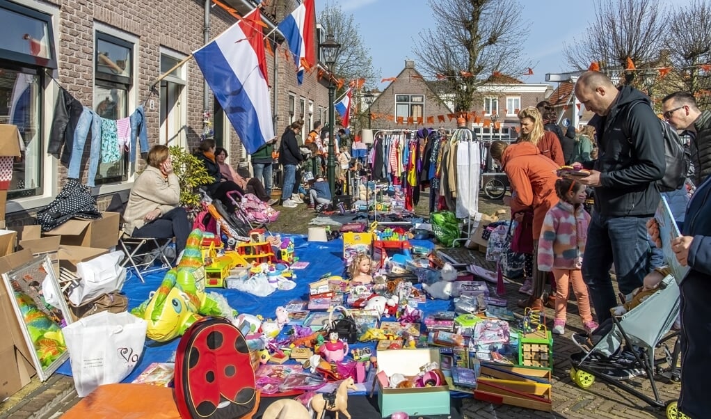 Foto-s-Koningsdag-Monnickendam--Nog-even-nagenieten-