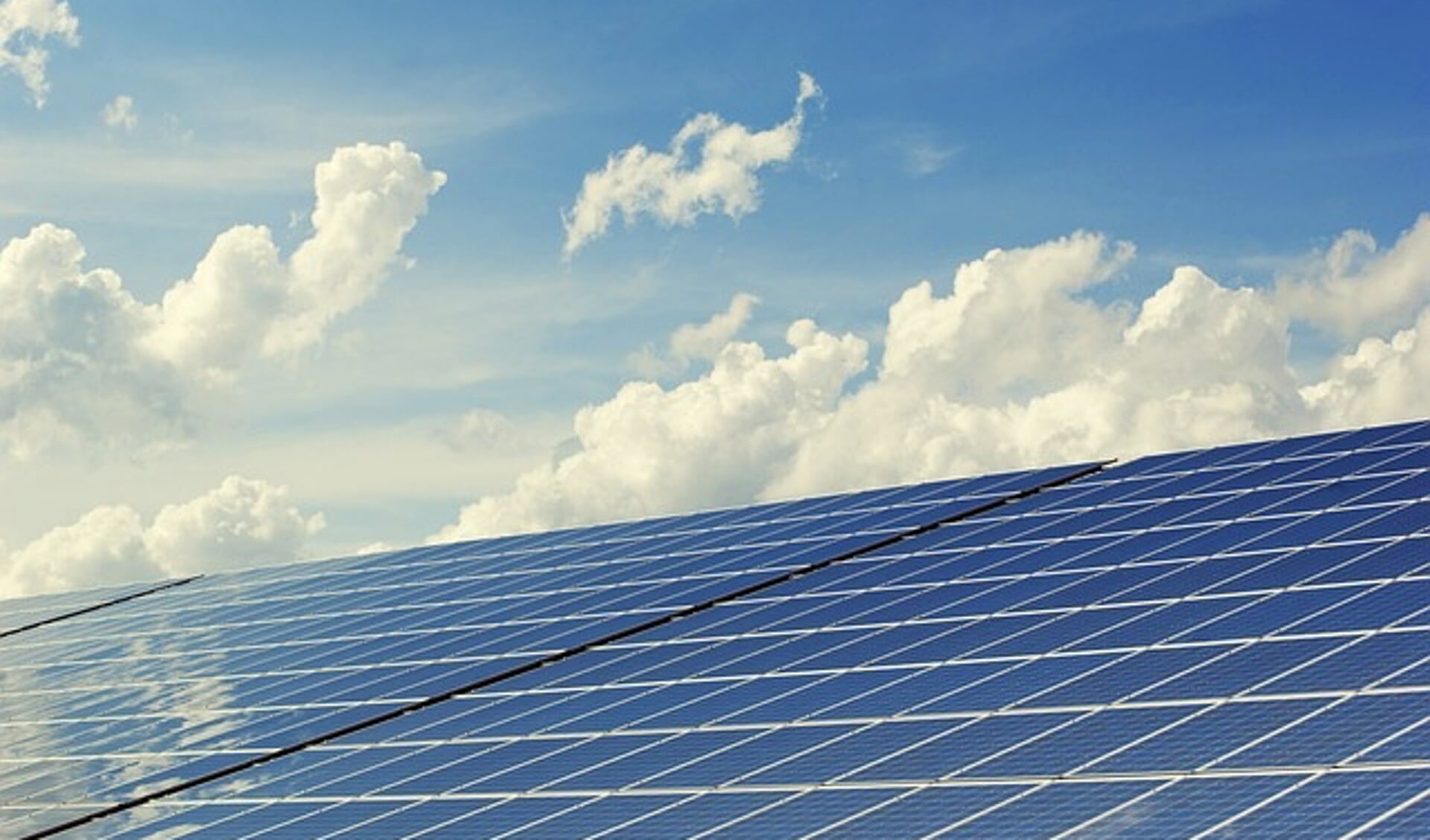De tussentijdse doelen voor energiebesparing en zonne-energie zijn wél gehaald.