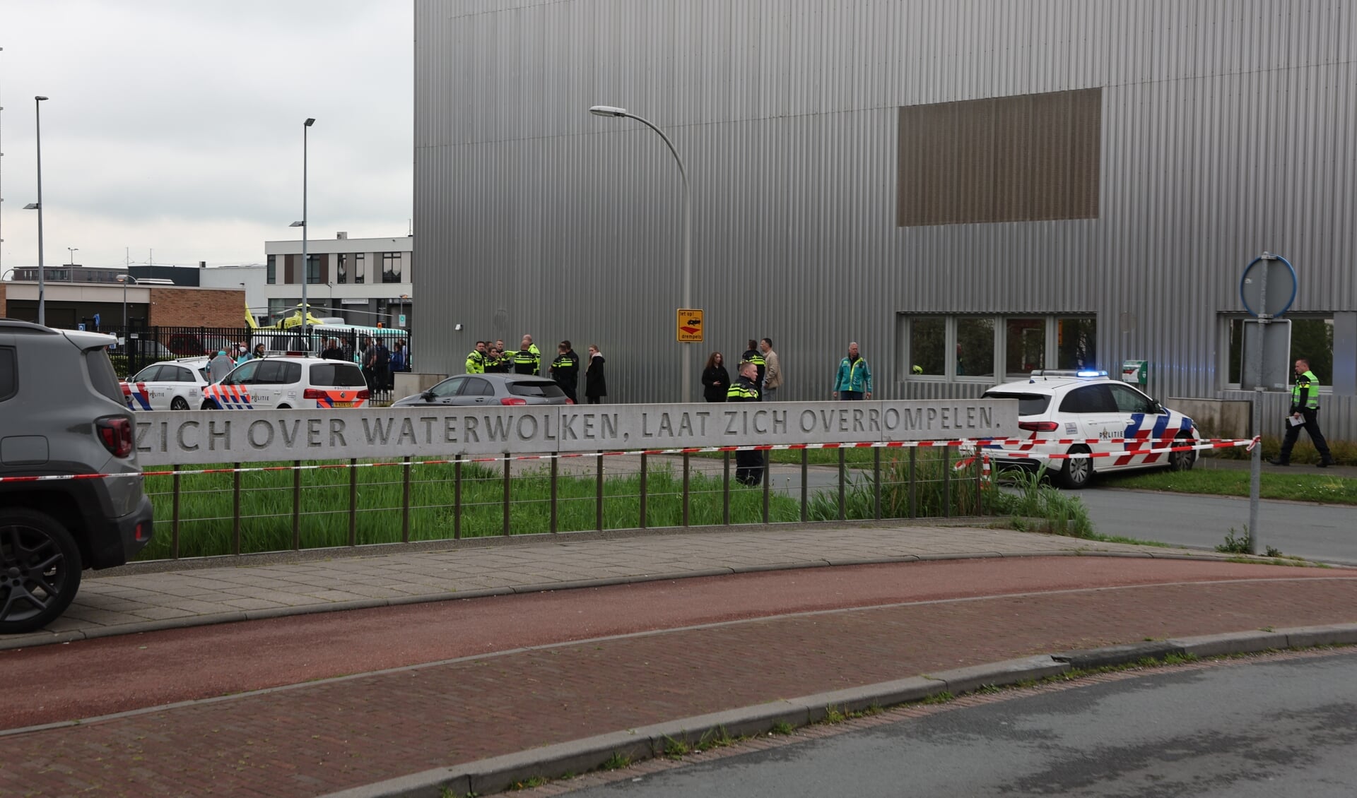 Politie schiet verdachte neer na wilde achtervolging in Den Hoorn