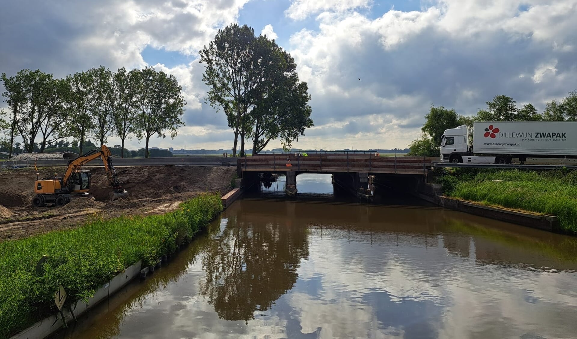 Op 3 en 4 juni wordt een deel van de Woudseweg/N223 opnieuw afgesloten, vanwege het vervangen van de duiker onder de weg bij Groeneveld.  