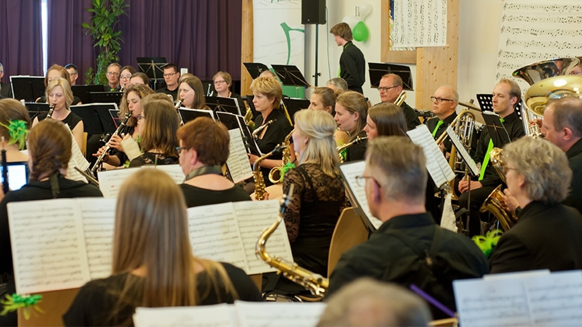 Een deel van het orkest Westlandse Harmonie in 2022.