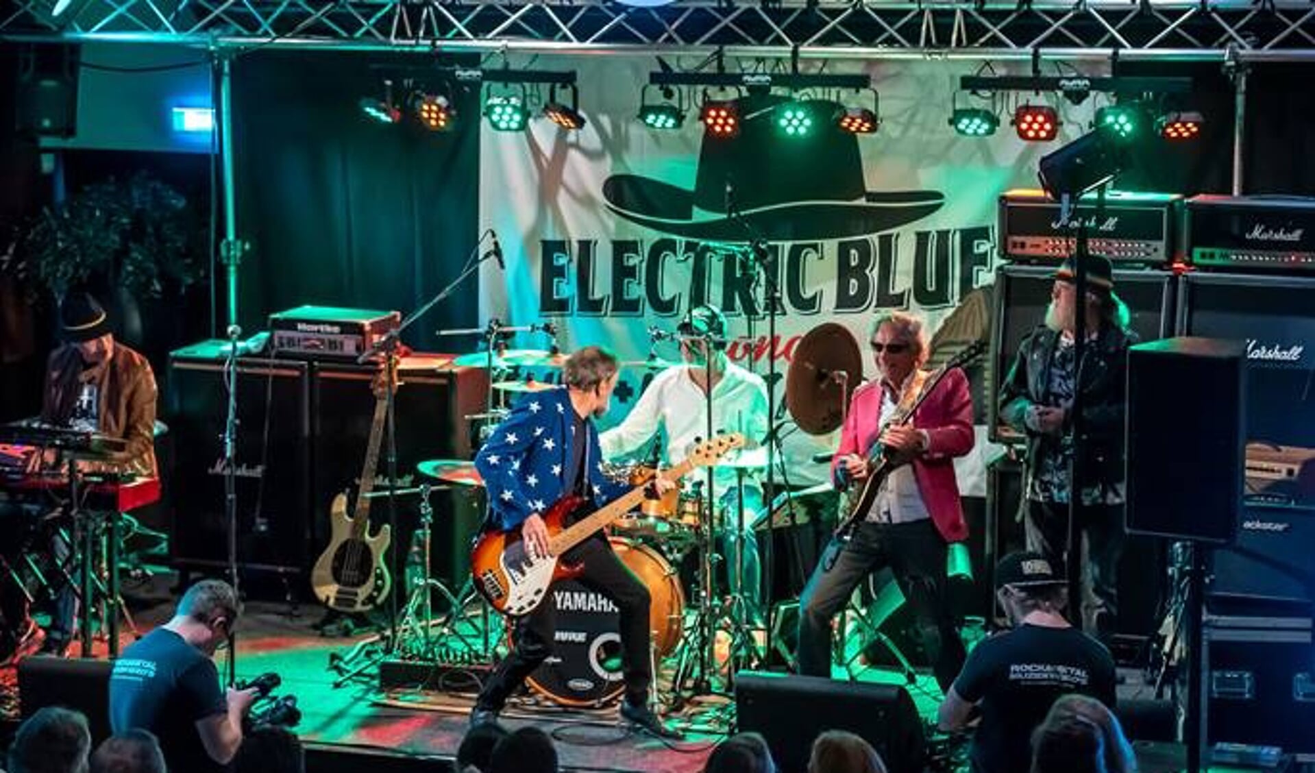 "Bijna 15 jaar geleden stond Cuby en zijn band op ons podium, en dat zijn we zeker niet vergeten," aldus Blues aan Zee. 