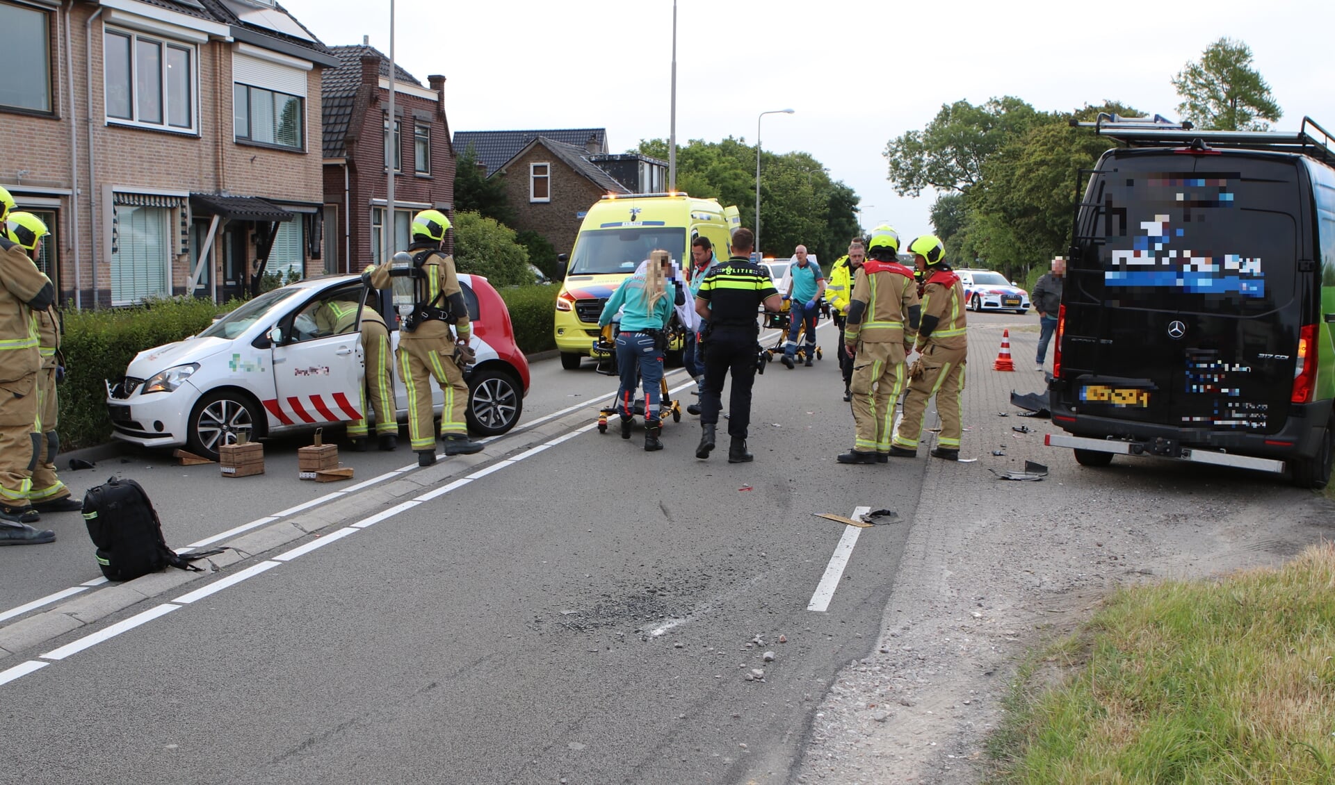 Automobilist gewond bij ongeval aan de Naaldwijkseweg in 's-Gravenzande