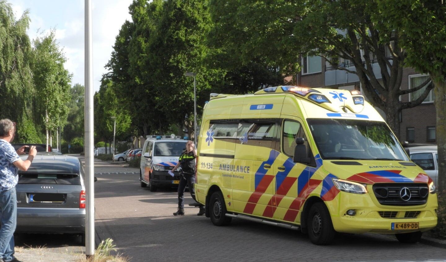 Automobilist Ramt Geparkeerde Auto’s In Purmerend, Vlucht, én Komt Toch ...