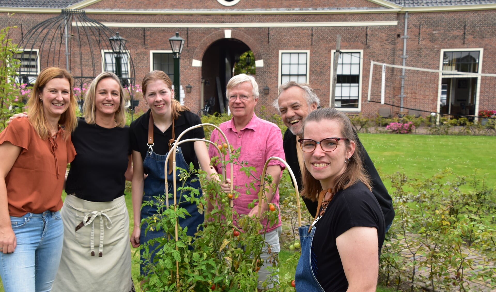 Fondsen, Ouders En Begeleiders Bezorgen De Nederhof Een Unieke Tuin ...