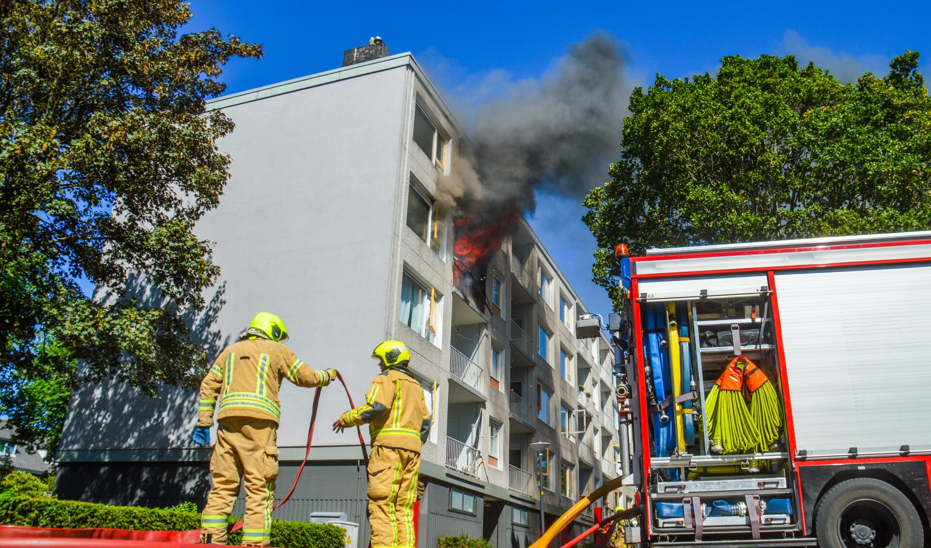 Uitslaande Brand Aan De Ruysdaelstraat Maassluis | Al Het Nieuws Uit ...