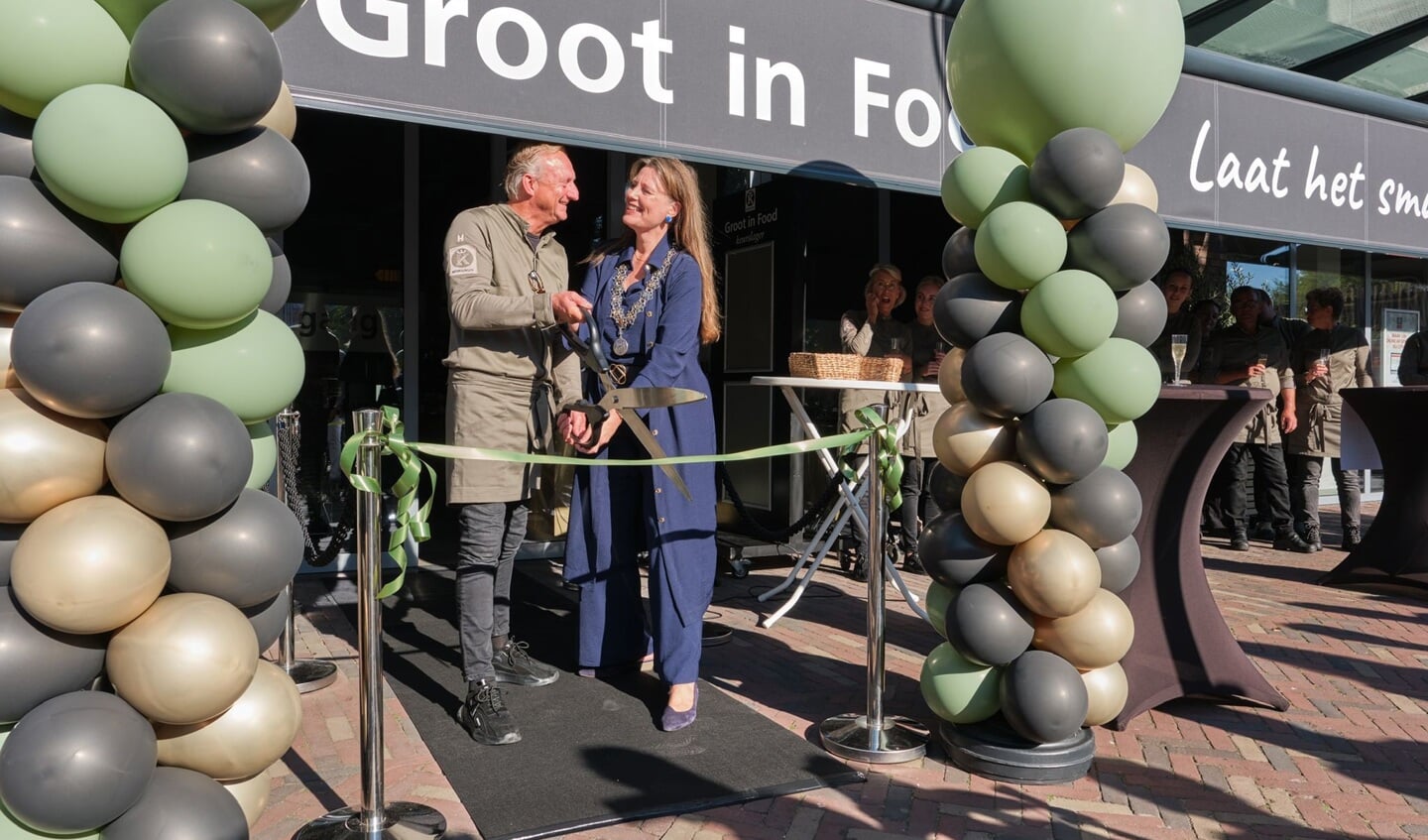 Burgemeester Anja Schouten opent Groot in Food.
