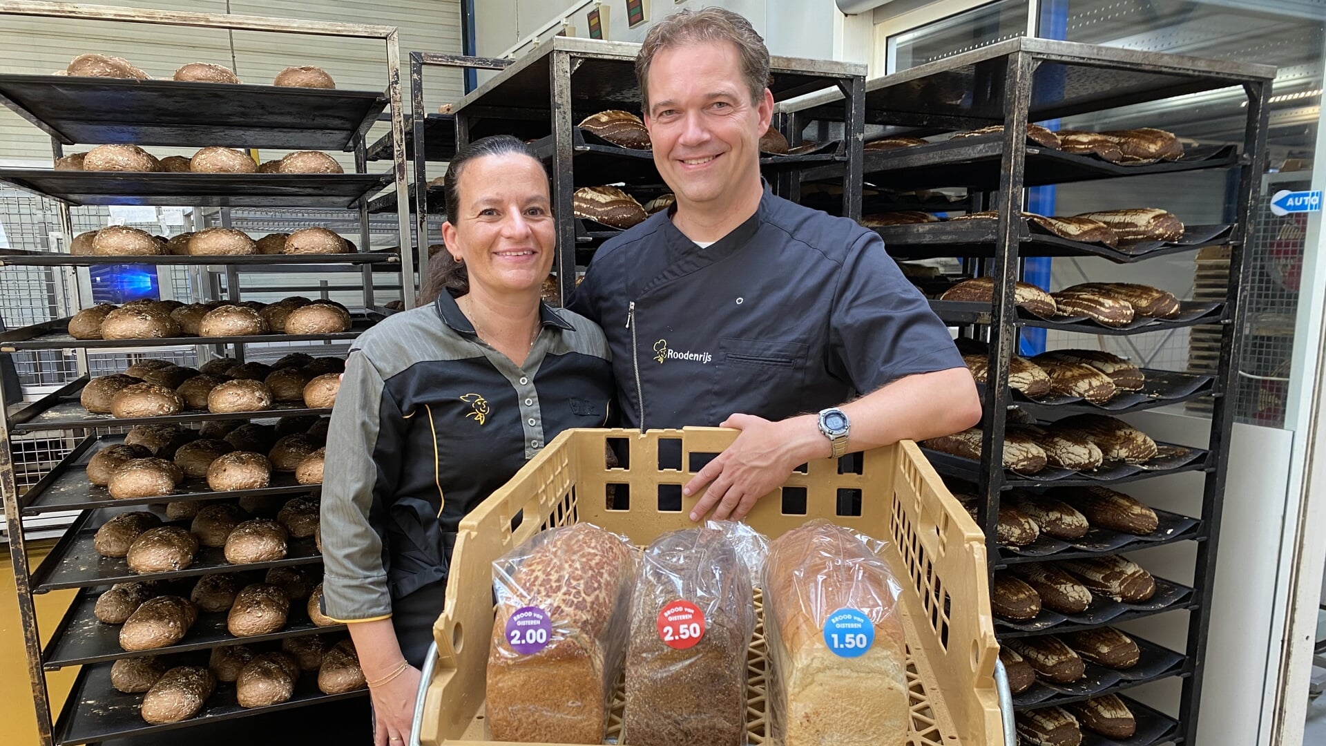 Vanaf nu biedt Remmerswaal-Roodenrijs brood van gisteren aan tegen een lagere prijs.