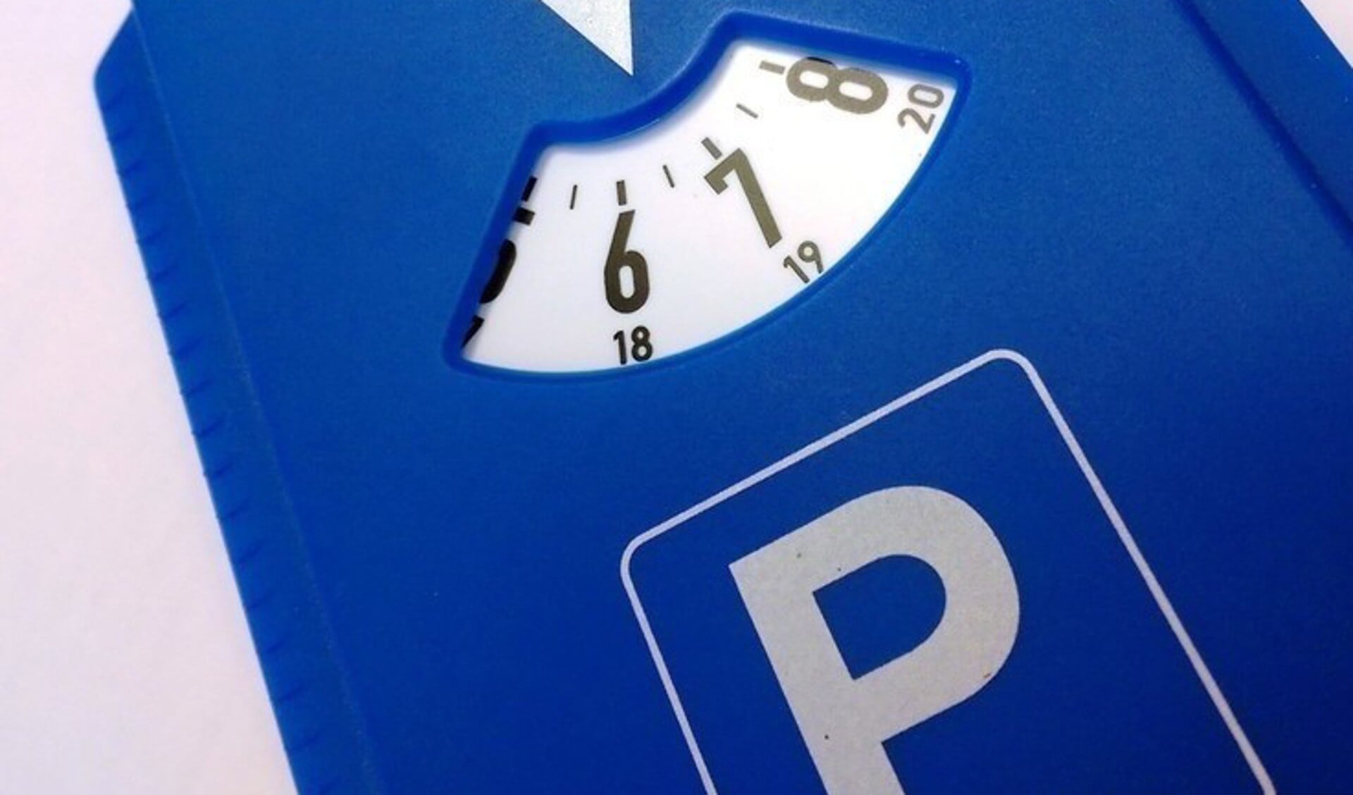 Parkeren met een blauwe kaart hoeft pas vanaf 9 uur in plaats van vanaf 8 uur.