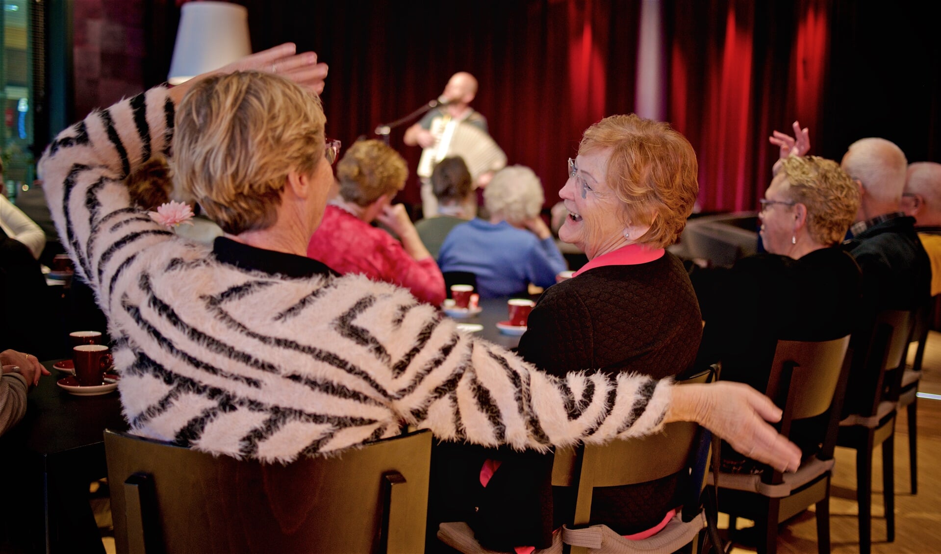 Het nieuwe activiteitenseizoen wordt feestelijk geopend in Cool.