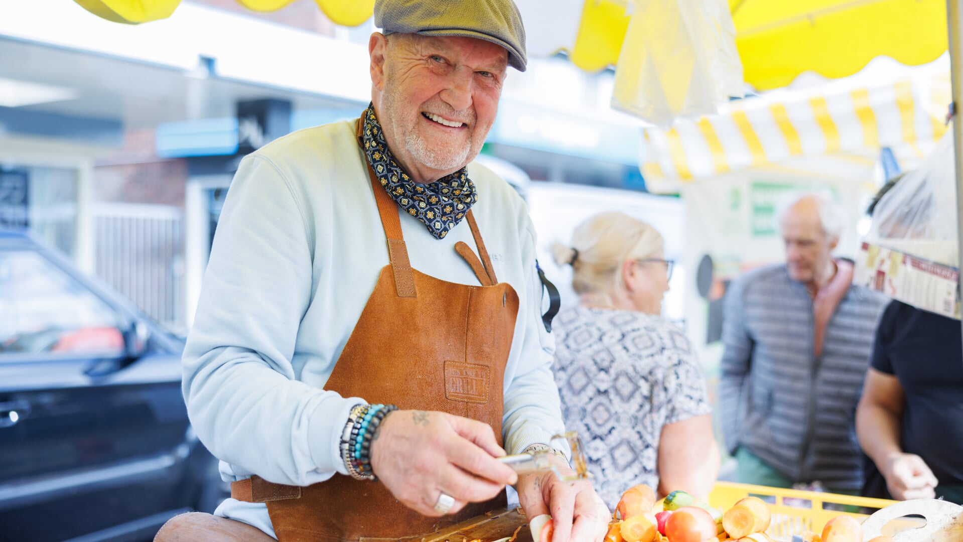 Marktkooplieden lieten bezoekers proeven van de heerlijkste ambachtelijke producten.