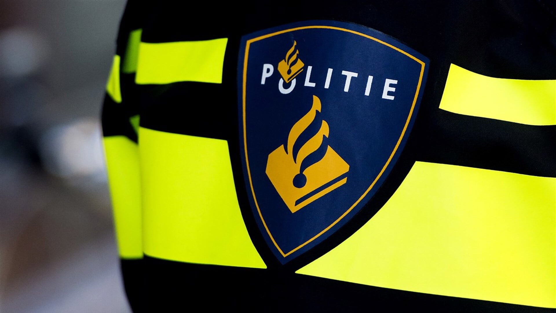 Twee Vrouwen Belden De Politie Omdat Ze Zagen Hoe Een Man Door Twee ...