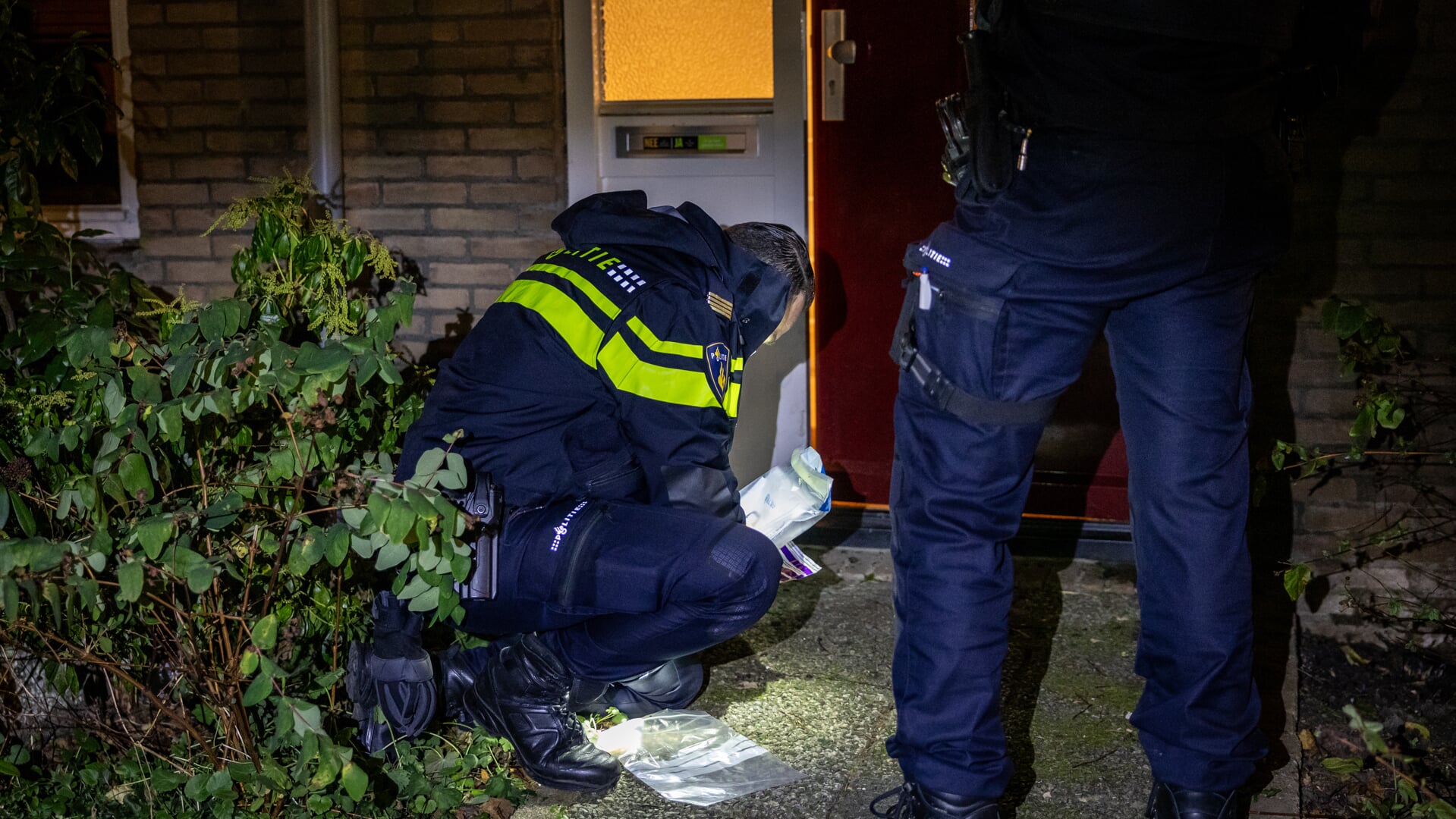 Explosie Bij Woning Vlaardingen Vlakbij Bedrijfspanden Loodgieter | Al ...