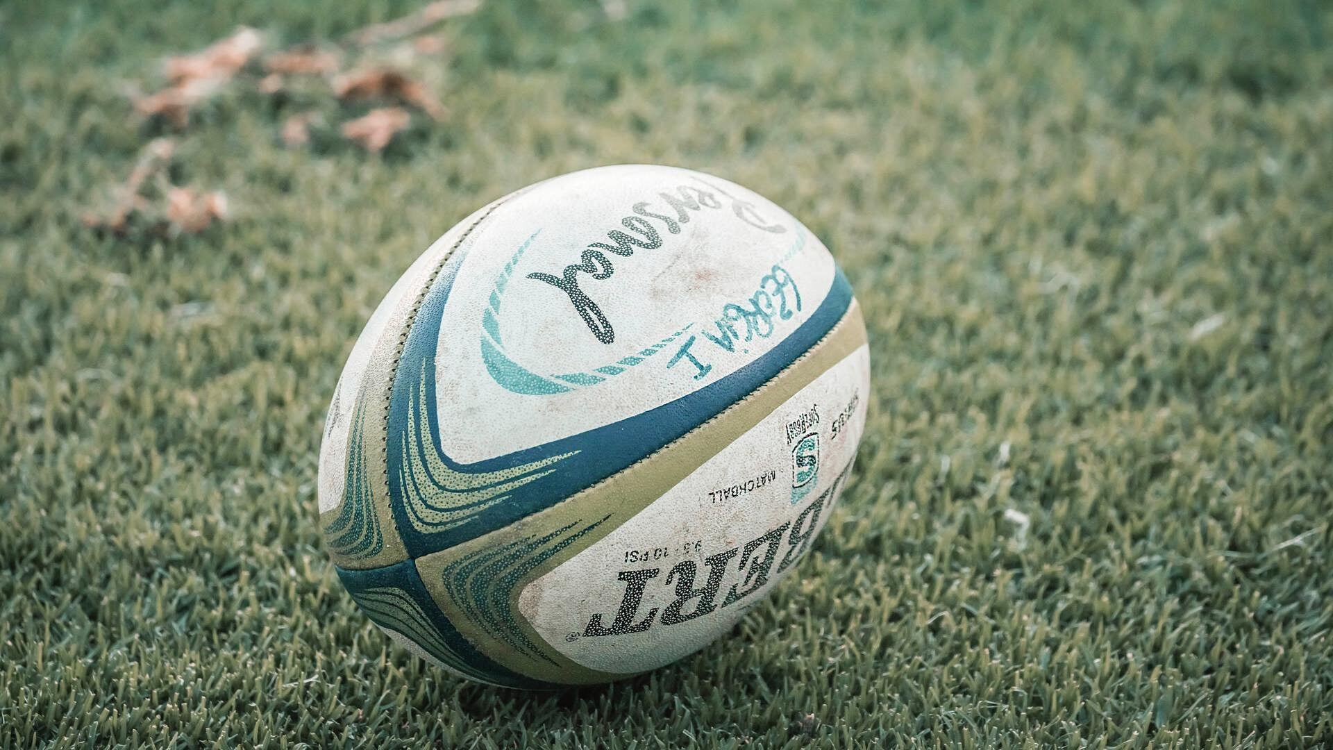 Alkmaarsche Rugby Club zoekt 50-plussers die kennis willen maken met rugby.