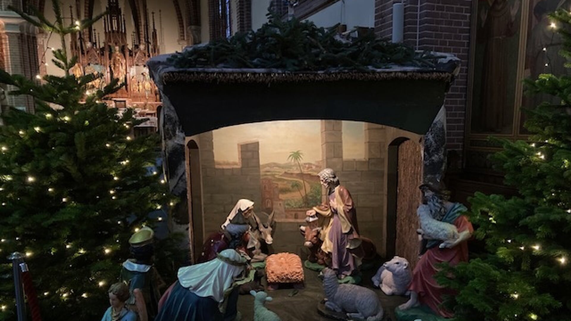  'Het kerstverhaal uitgestald’ is een jaarlijks terugkerende expositie in de Bonifatiuskerk.