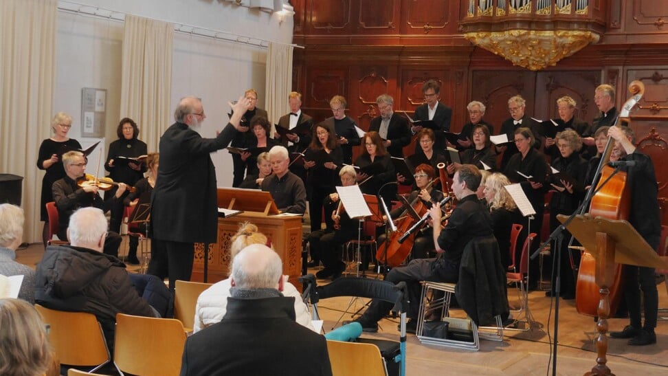 Het seizoen start met onder andere koormuziek van Antonio Lotti en Johann Sebastian Bach. 