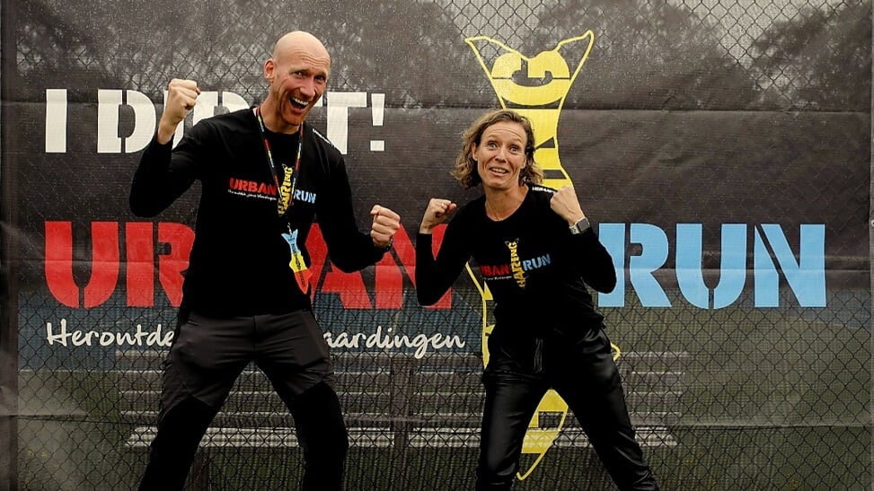 Wout van Dooren en Marije Lissenberg zijn druk in de weer om van de vierde van de Urban Haring Run een succes te maken. (Foto: 2coachme)