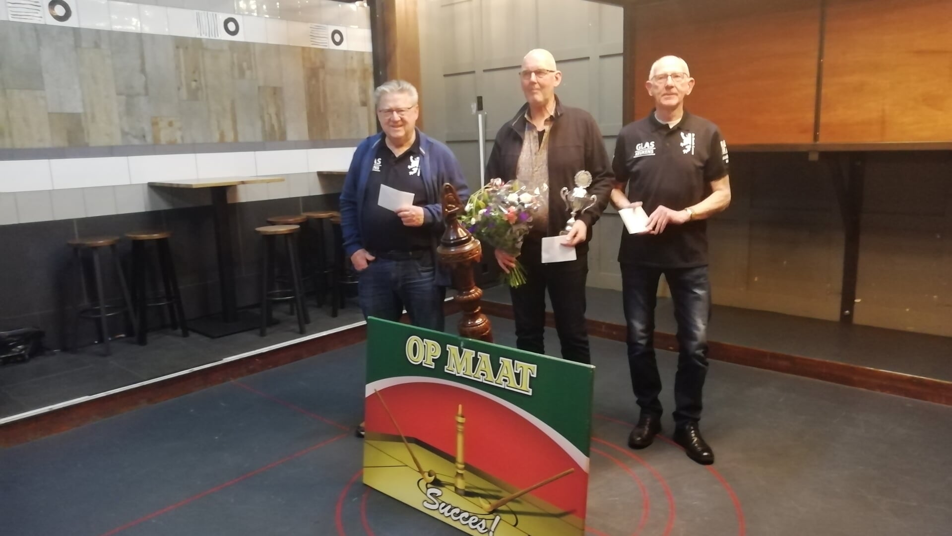 Leo Glas wint kolfkampioenschap Op Maat. 