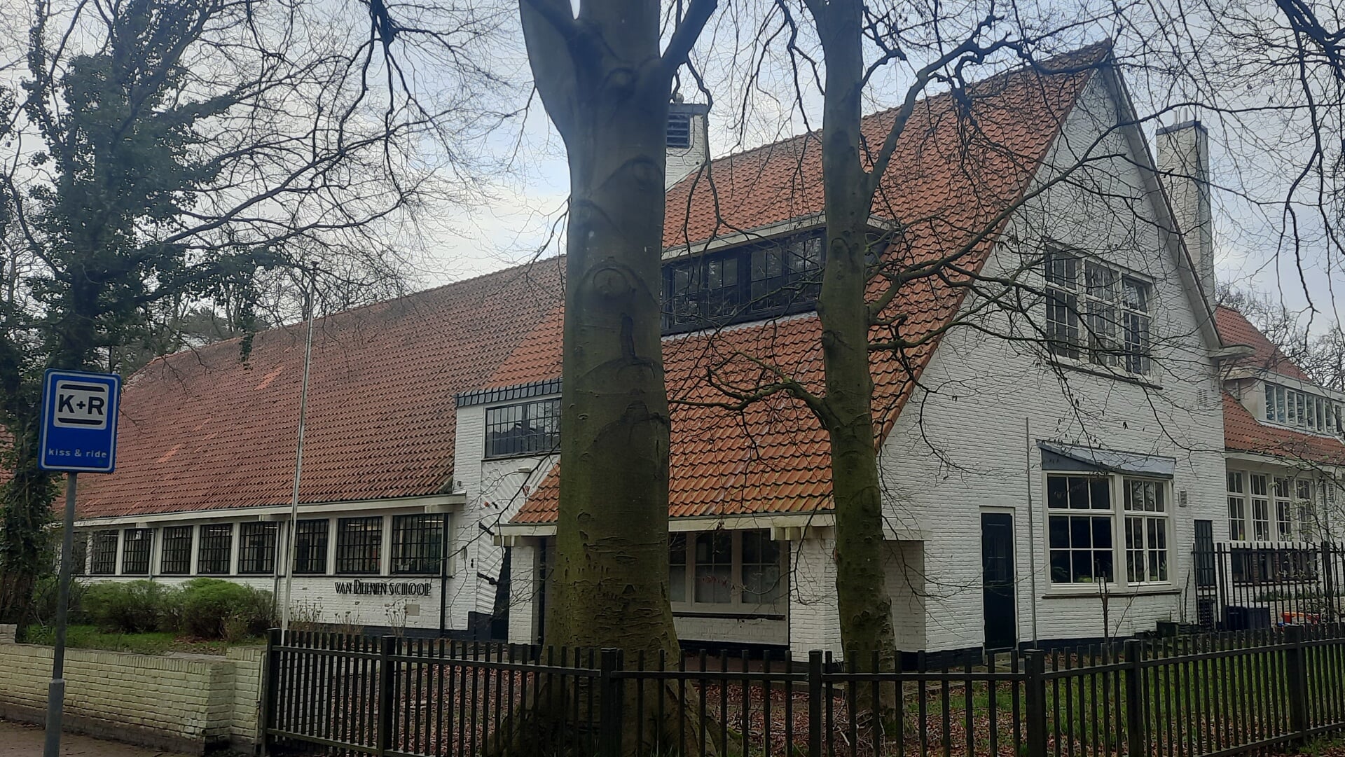 De Van Reenenschool op de huidige plek.